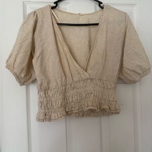 Cotton / linen blend v neck woman's top